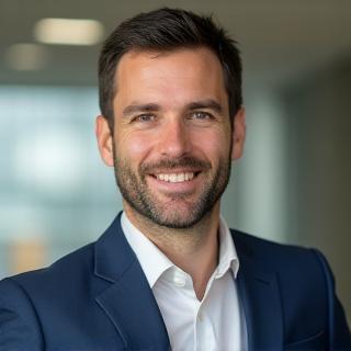 Professional photo of Lukas Schmid